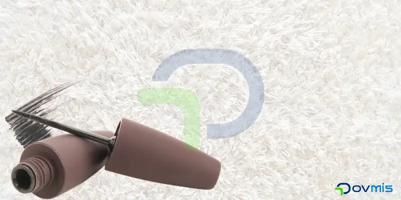 halidan-eyeliner-lekesi-nasil-cikar